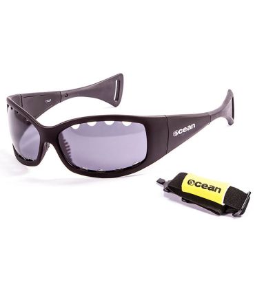 Gafas de sol de running Ocean Fuerteventura Mate Black con lentes polarizadas y montura deportiva negra.