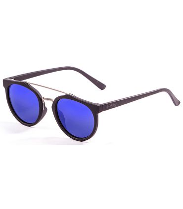 Gafas de sol polarizadas Ocean Classic I Black Blue, montura negro mate y lentes espejo azul con protección UV.