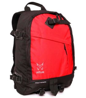 Mochila de esquí de montaña Altus G30 roja con apertura total y refuerzos para transporte de esquís.