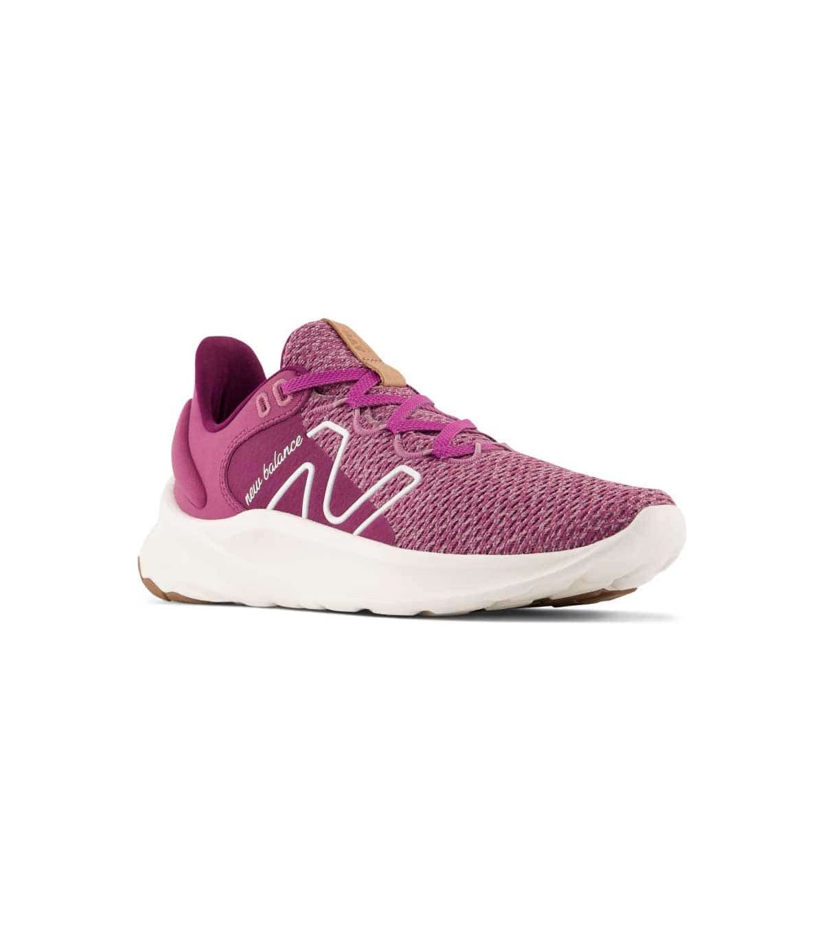 Zapatilla New Balance Fresh Foam Roav v2 para mujer, ideal para running, gimnasio y estilo casual diario.