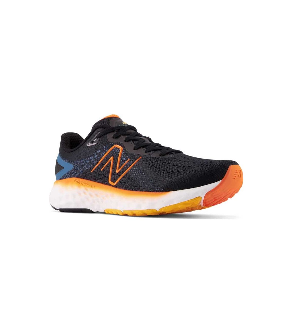 Zapatillas running New Balance Fresh Foam Evoz v2 negro, calzado deportivo cómodo con tecnología Fresh Foam.