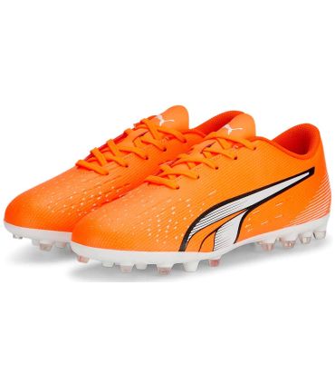 Botas de fútbol Puma Ultra Play Mg Jr para niños, calzado multisuperficie de alto rendimiento.