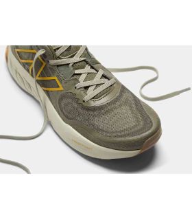 Trail Running Man Sneakers New Balance Fresh Foam X Hierro v8