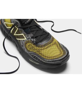 Trail Running Man Sneakers New Balance Fresh Foam X Iron v8