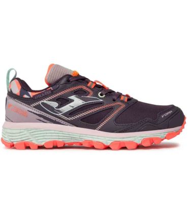 Zapatillas trekking Joma Vora Aislatex Jr W infantiles, impermeables con membrana Aislatex y suela de alta resistencia.