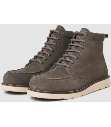 Botas Jack & Jones JFWTORONTO Suede Boot Styd de ante, calzado casual y moderno para hombre.