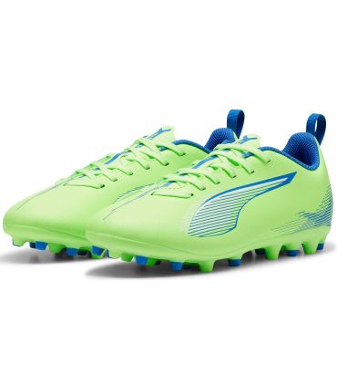 Botas de fútbol Puma Ultra 5 Play Mg Jr verde para niños, ligeras con suela MG para césped artificial.