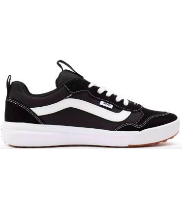 Zapatillas Vans Range Exp negro para hombre con suela de gofrado invertido y diseño urbano de alta durabilidad.