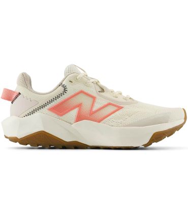 New Balance Dynasoft Nitrel V6 Mujer, zapatillas de running mixtas para asfalto y montaña con suela AT Tread.