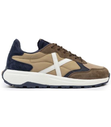 Zapatillas Munich Babel 11 de estilo urbano con suela con volumen y diseño acolchado para un look casual moderno.
