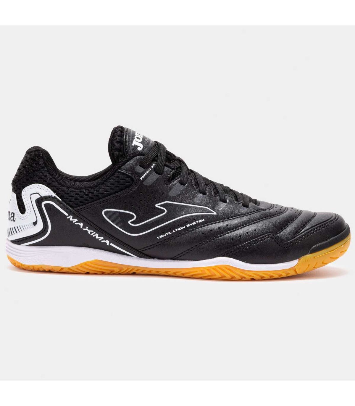 Zapatillas Joma Maxima de fútbol sala para iniciación con suela de caucho resistente y ventilación VTS.