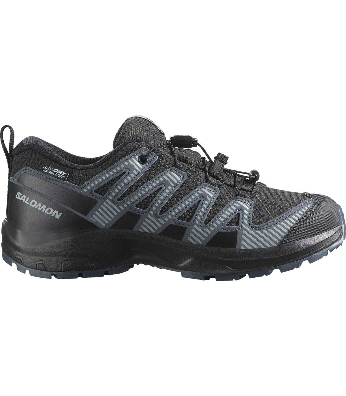 Zapatilla Salomon Xa Pro V8 Waterproof Black para niños, calzado de trekking impermeable con suela Contagrip.
