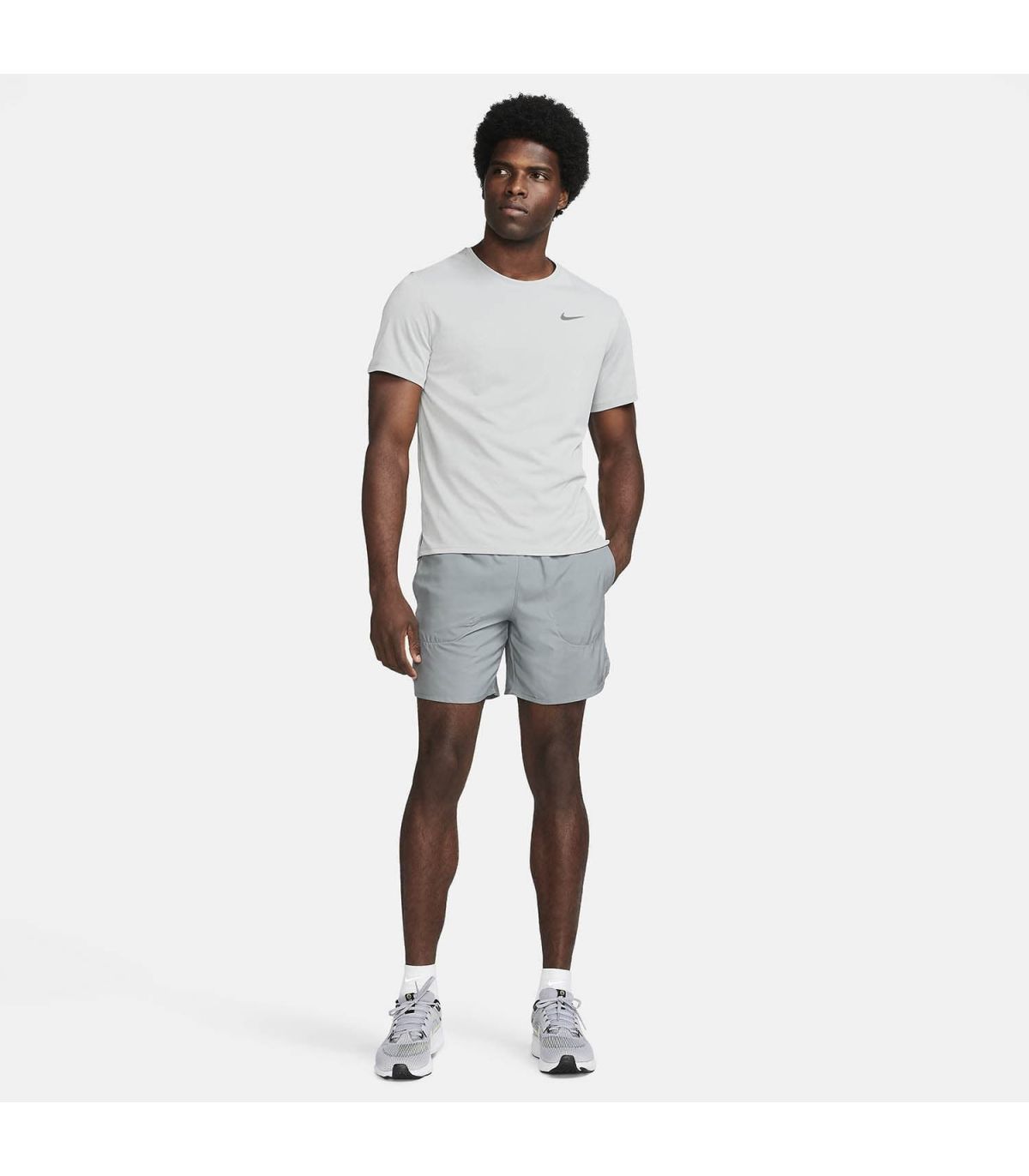 Nike Camiseta Running Dri-FIT Miller | Frescura gris asfalto