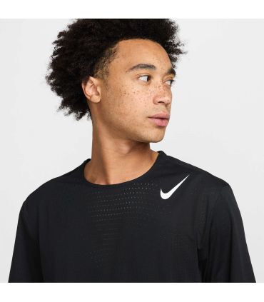 Nike Camiseta AeroSwift | Mapeo térmico Knit Engineered