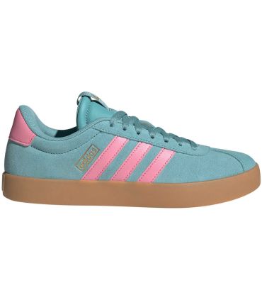 Zapatillas Adidas VL Court 3.0 mujer color verde en ante con suela de goma resistente y estilo casual deportivo.