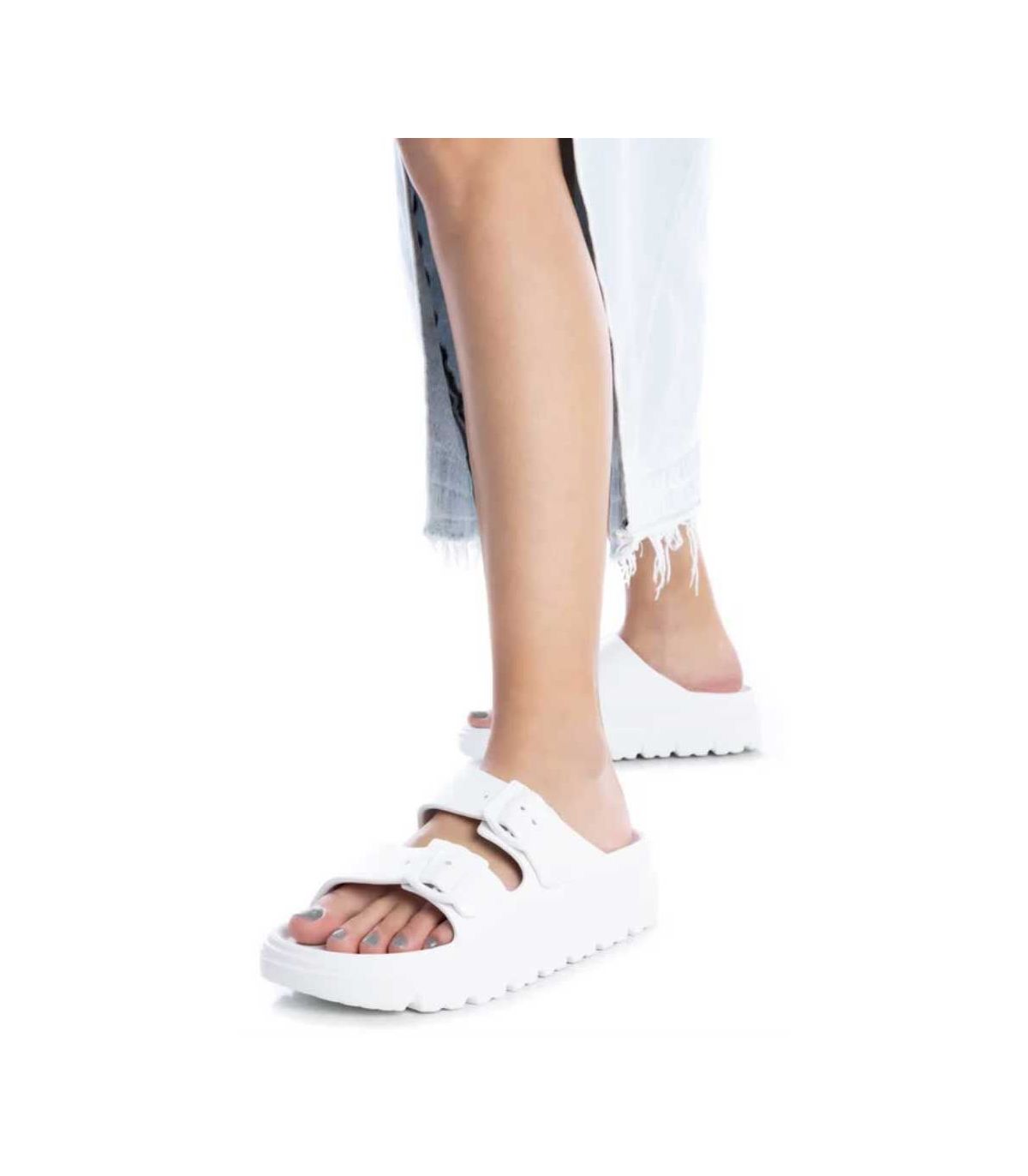 XTI Sandalia 14255007 Blanco Mujer | Doble hebilla y plataforma