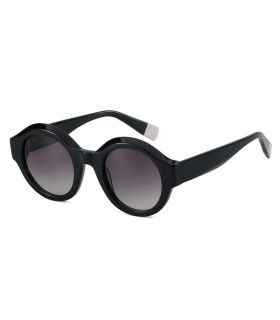 Gafas de sol polarizadas Ocean New Era 3 para mujer con montura negra y lentes grises.