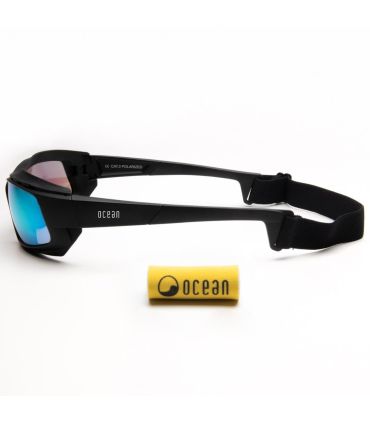 Ocean Gafas de Sol Polarizadas Paros Matte Black / Blue Revo