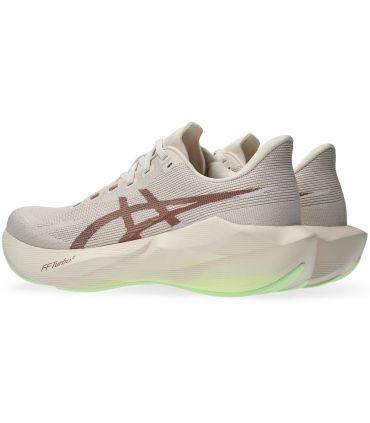 Asics Novablast 6 Rose Dust | FF Turbo 2 y suela degradada