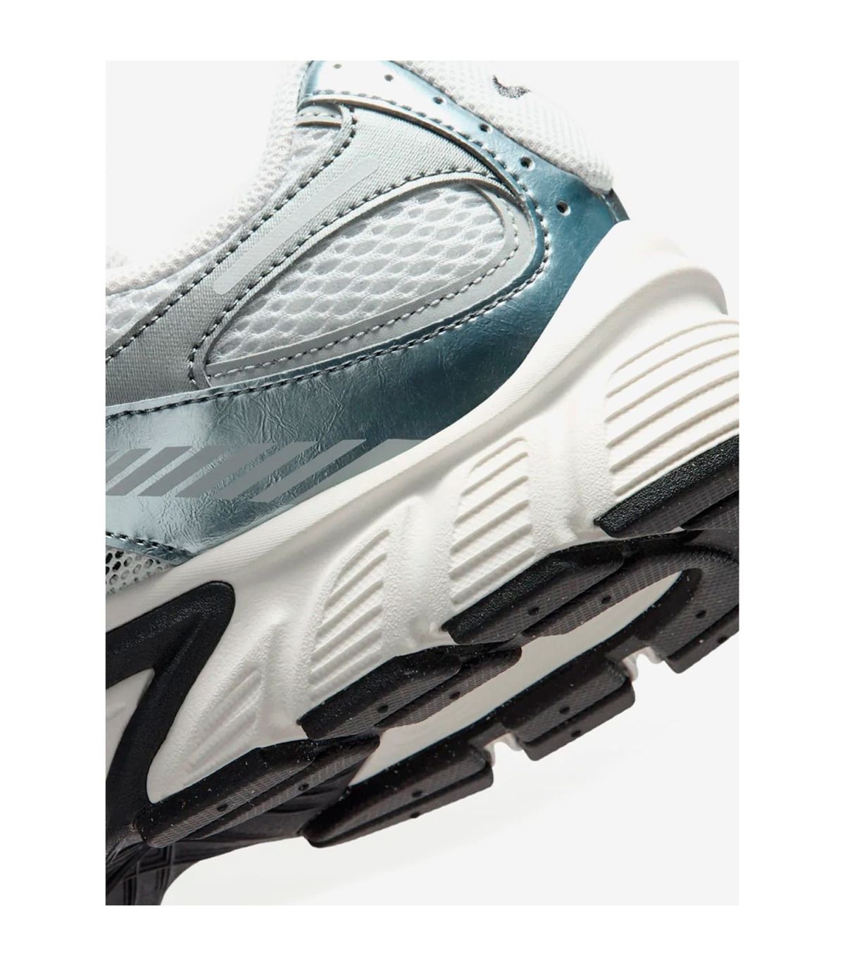 Nike Zapatillas V5 Runner | superposiciones plateadas