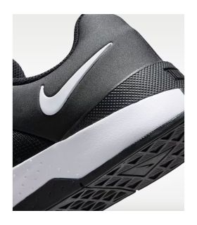 Nike Zapatillas MC Trainer 4