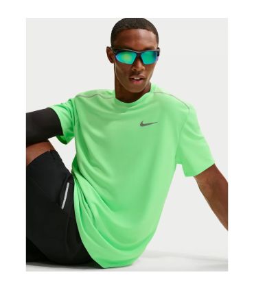 Nike Camiseta Running Dri-FIT Miller Lima | Tira reflectora