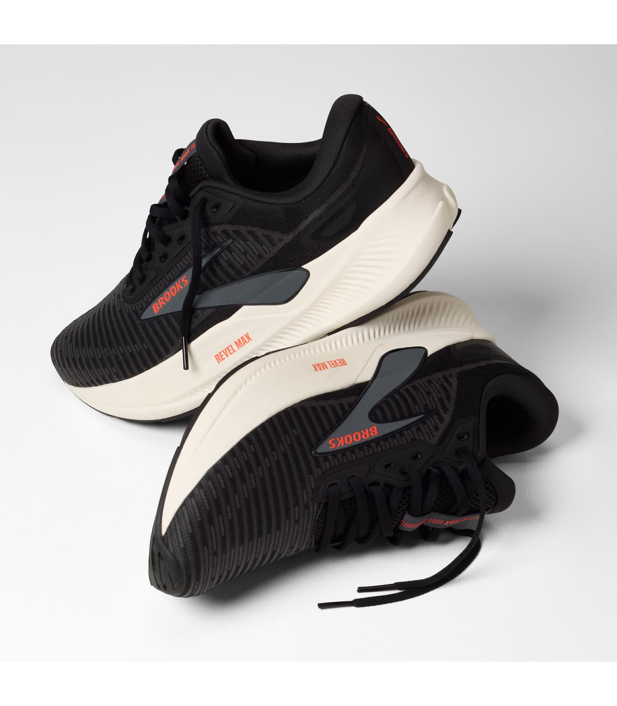Brooks Zapatillas Revel Max Negro | Entresuela crema y 278g